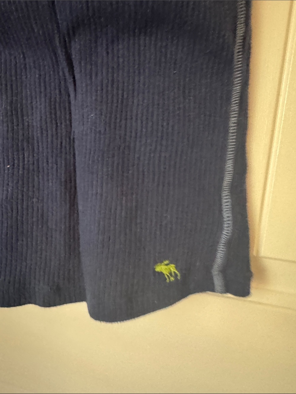 Abercrombie & Fitch Navy Ribbed Cami Tank top - Picture 3 of 5